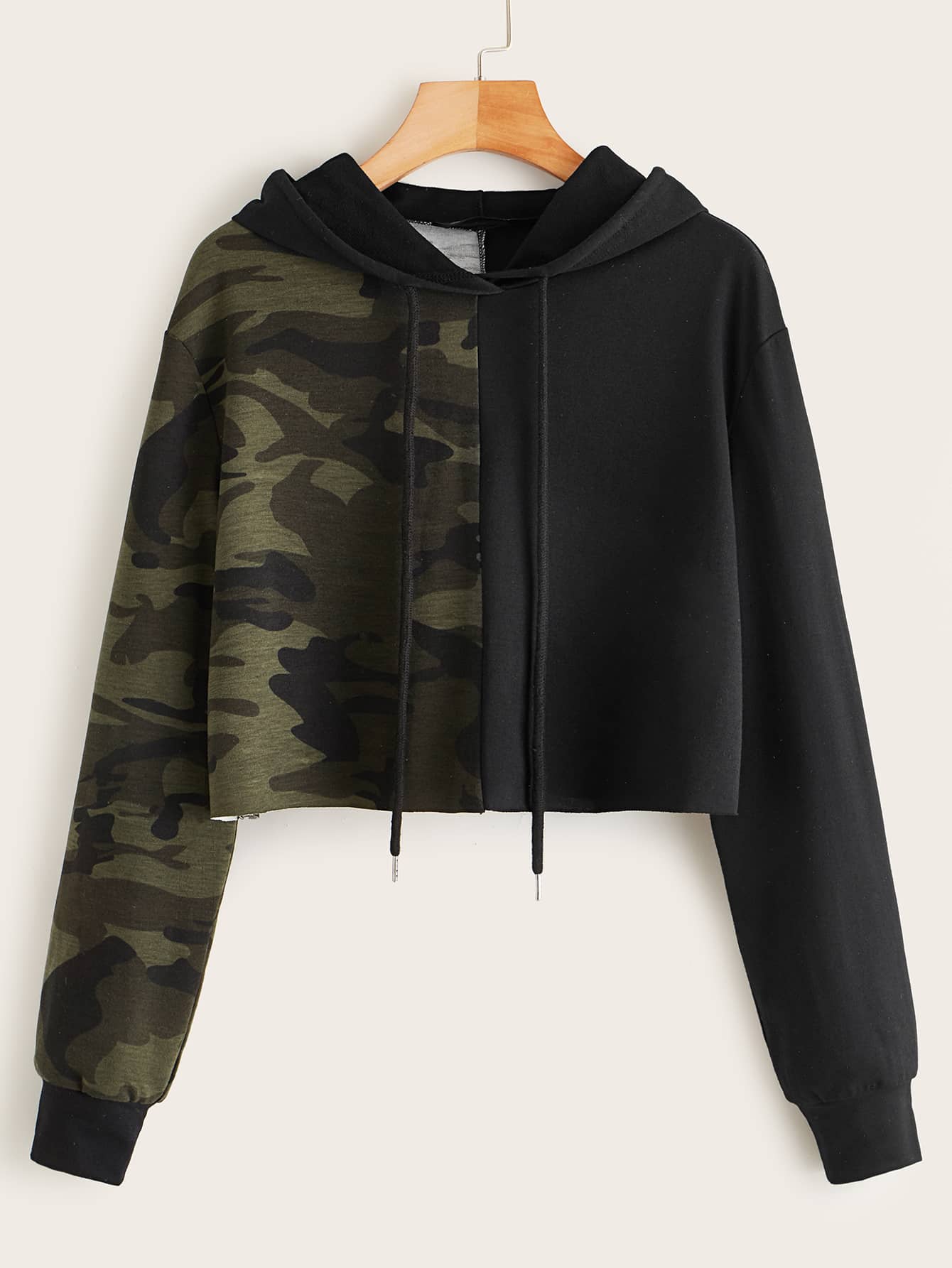 Colorblock Camo Print Cropped Hoodie