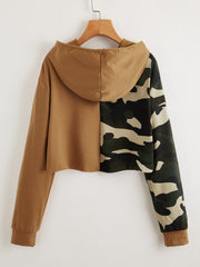Colorblock Camo Print Cropped Hoodie